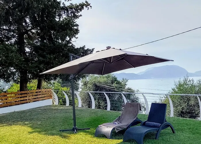 Viktor's House By The Sea *