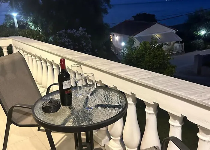 Feriehus Viktor's House By The Sea Kouspades