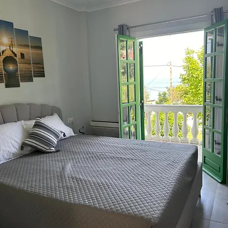 Viktor's House By The Sea * Mpoukaris