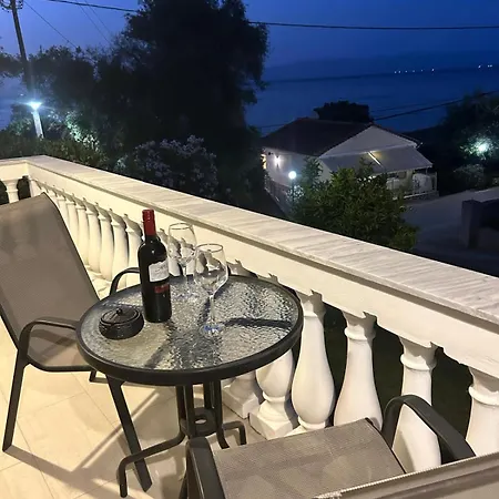 Vakantiehuis Viktor's House By The Sea Mpoukaris