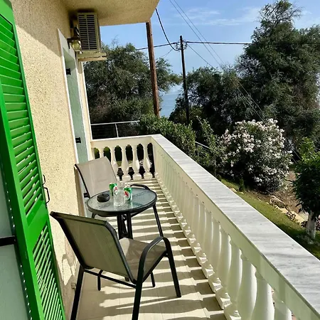 Viktor's House By The Sea Дом отдыха