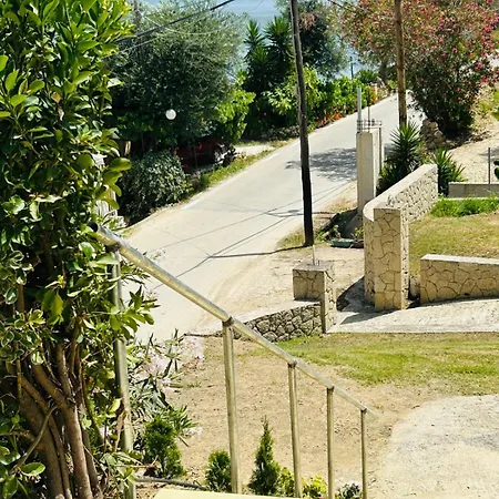 بيت للعطل Viktor's House By The Sea