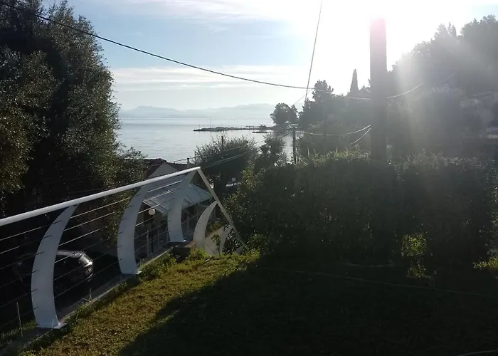 Feriehus Viktor's House By The Sea