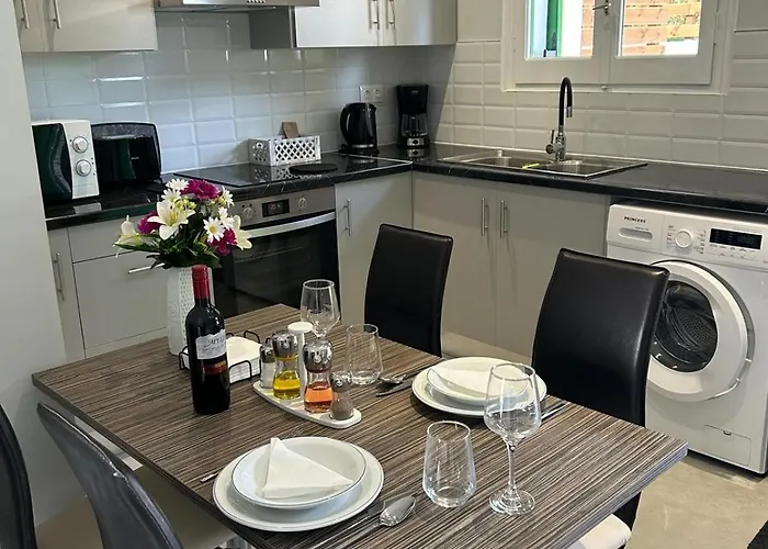 Viktor's House By The Sea * Kouspades