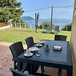 Viktor's House By The Sea Ferienhaus Boukaris