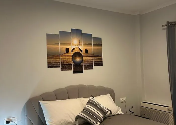 בית נופש Viktor's House By The Sea